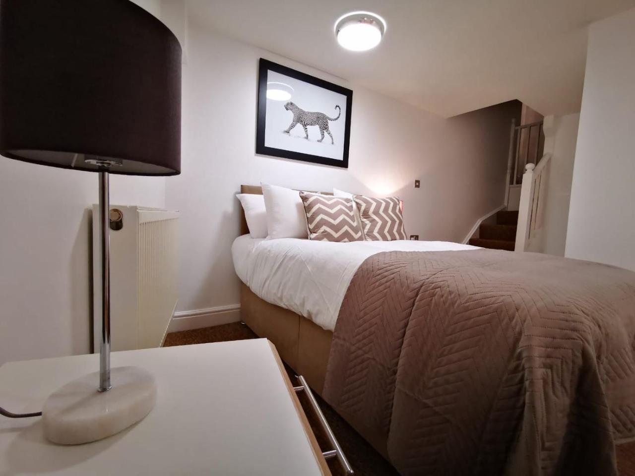 Capital Host- Apartments Euston Londra Dış mekan fotoğraf