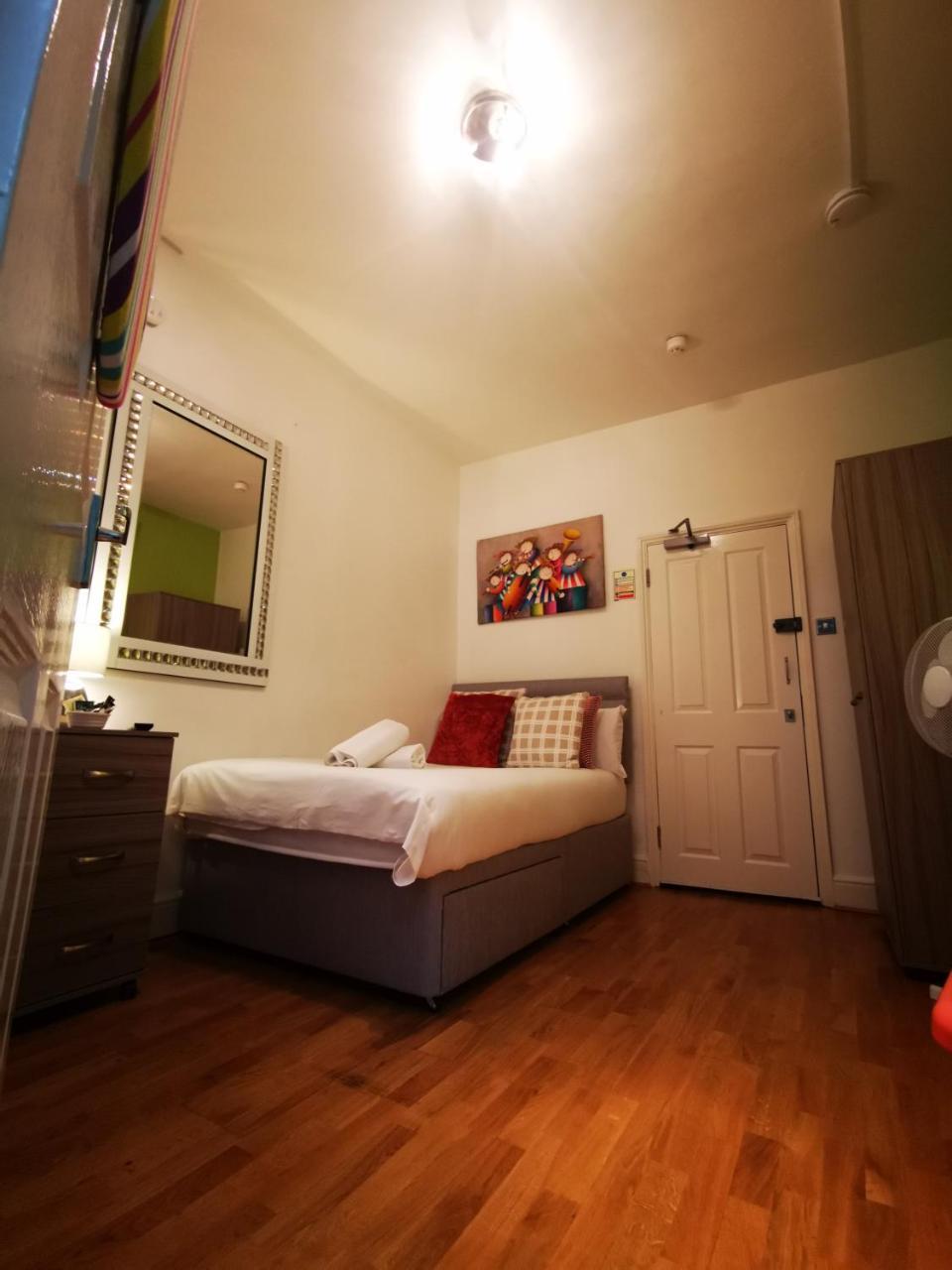 Capital Host- Apartments Euston Londra Dış mekan fotoğraf
